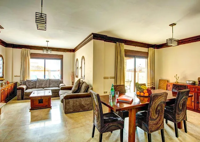 Ramos Lara By Вилла *