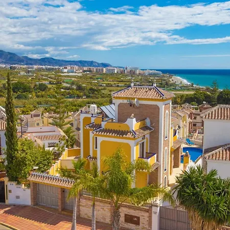 Ramos Lara By Βίλα *